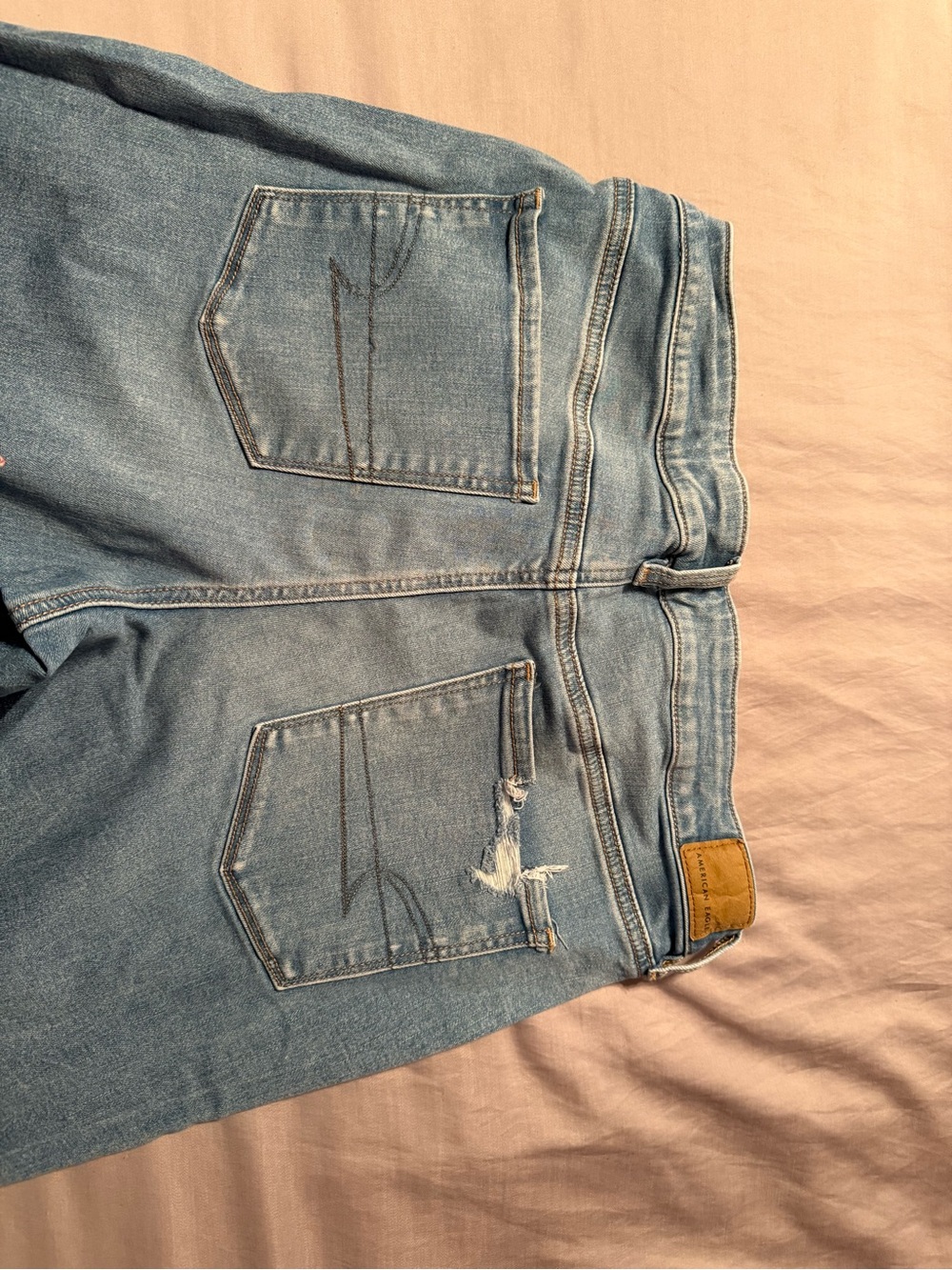 American Eagle Outfitters Light Blue Denim Jeans - Picture 3 of 4